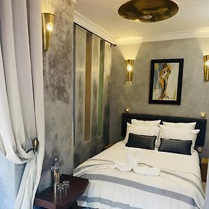 Kamer met een King Size Bed